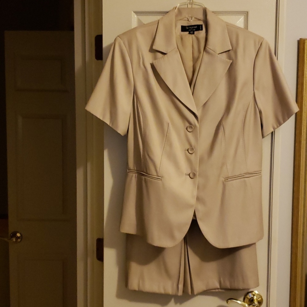Khaki 2pc skirt suit